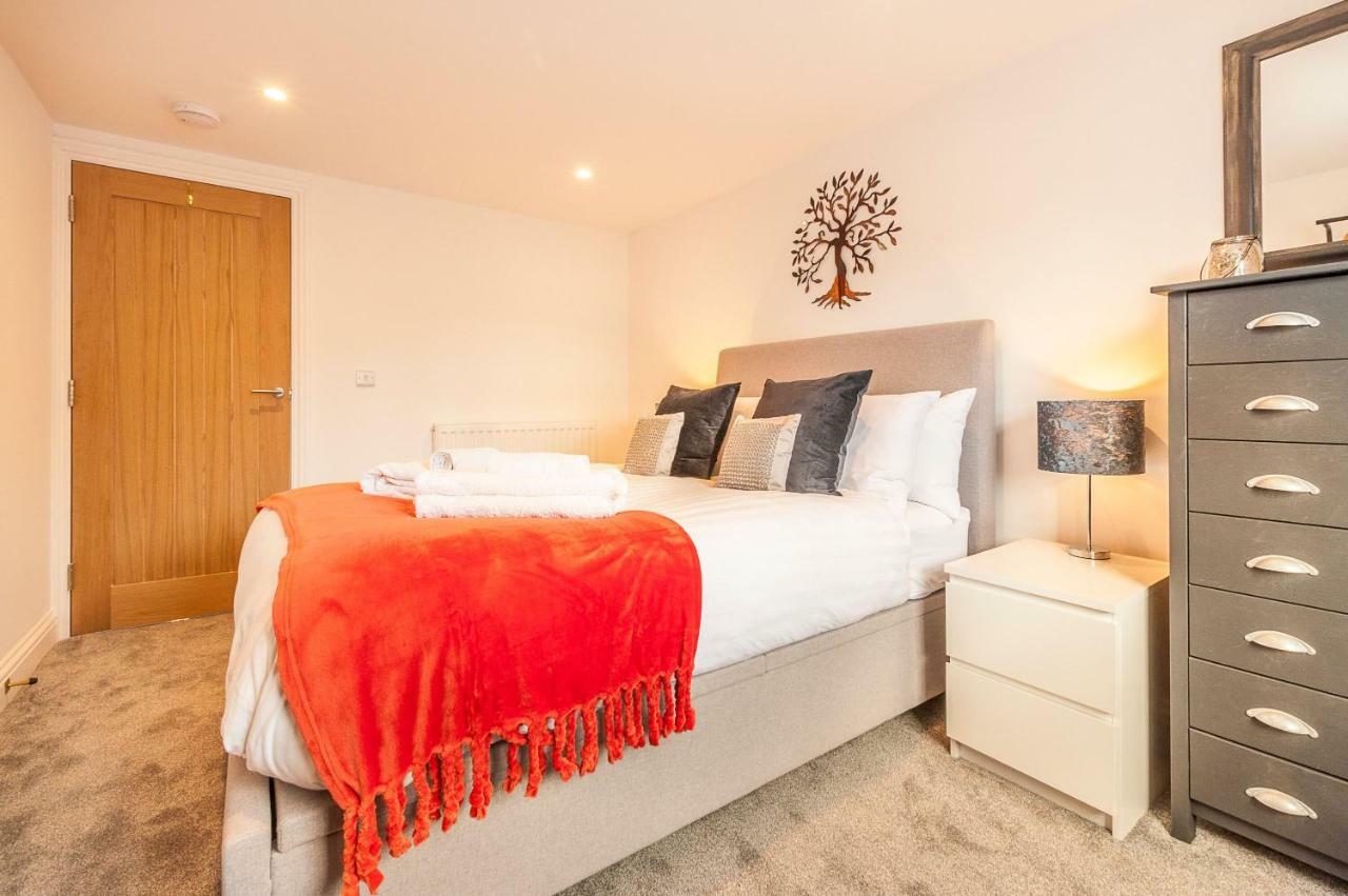 Apartment Pure B - Exceptional Views Of Tamar & Royal William Yard With Free Parking & Wifi *