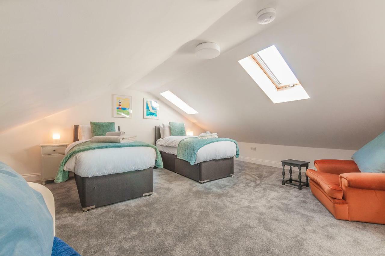 Pure B - Exceptional Views Of Tamar & Royal William Yard With Free Parking & Wifi Apartment *