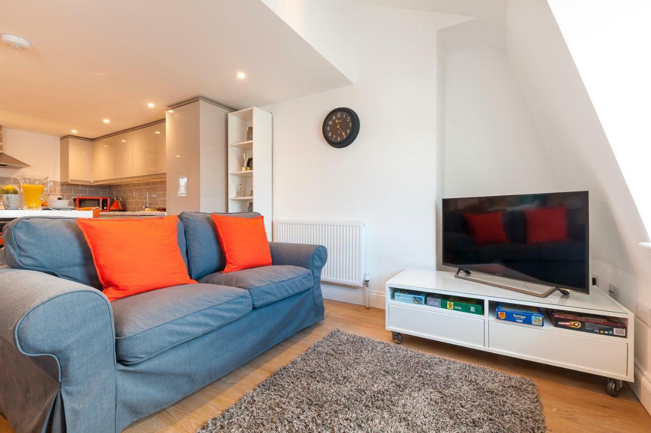 Pure B - Exceptional Views Of Tamar & Royal William Yard With Free Parking & Wifi Apartment