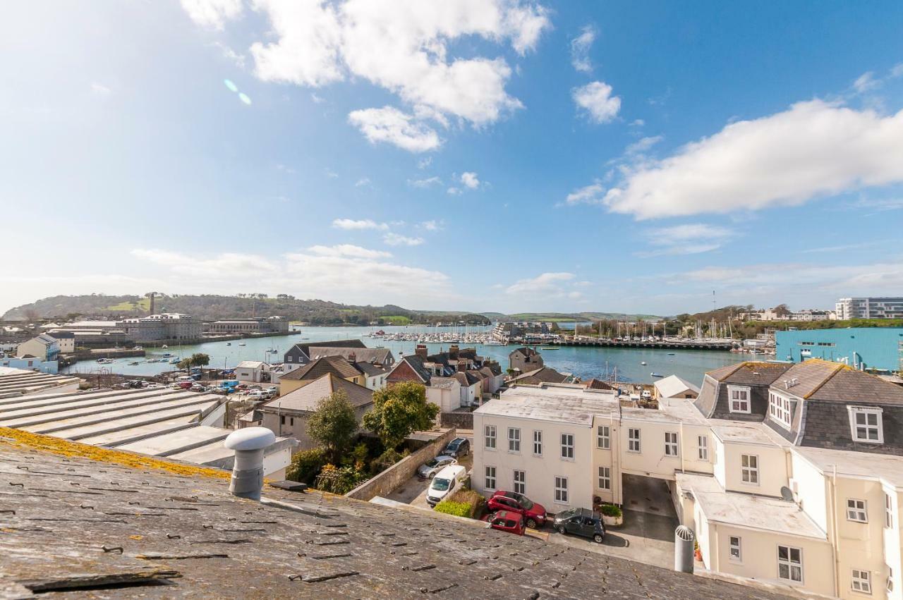 Apartment Pure B - Exceptional Views Of Tamar & Royal William Yard With Free Parking & Wifi